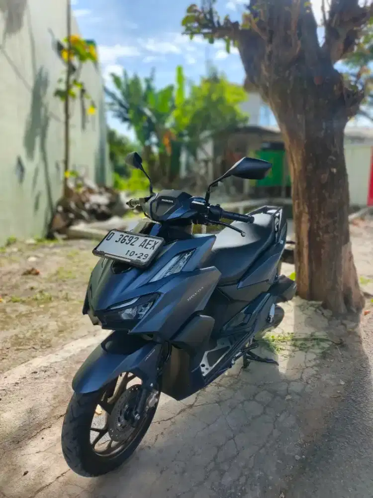 Vario 160 abs kilometer rendah