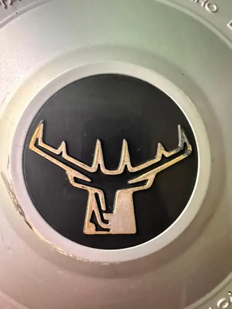 Dop Velg kijang super old r13