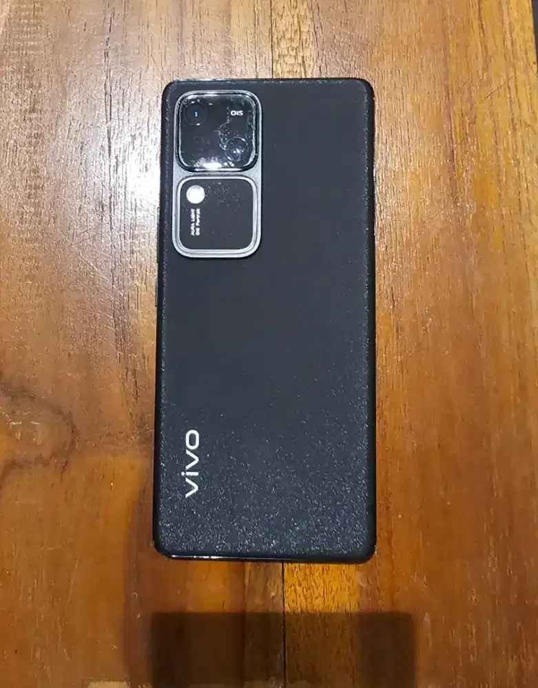 VIVO V30 Snapdragon 7 Gen 3