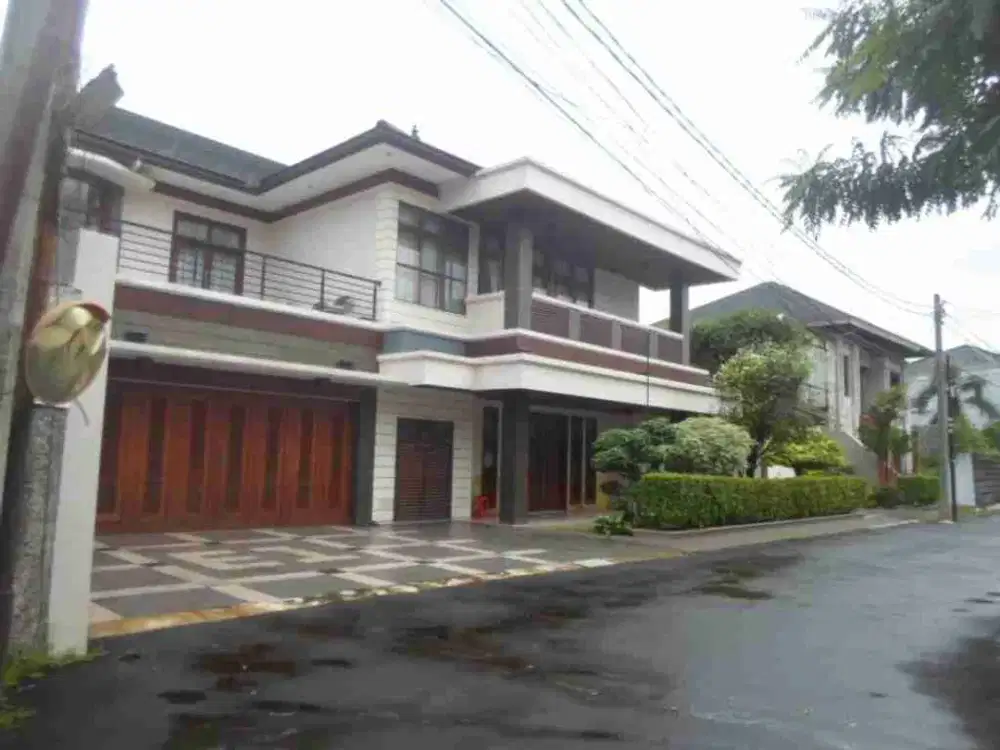 Rumah 2lt LT 848m² di Jl Kemang Utara Bangka Jakarta Selatan