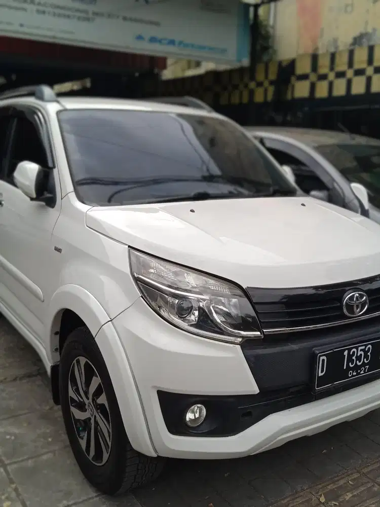 Toyota Rush 2017 Bensin