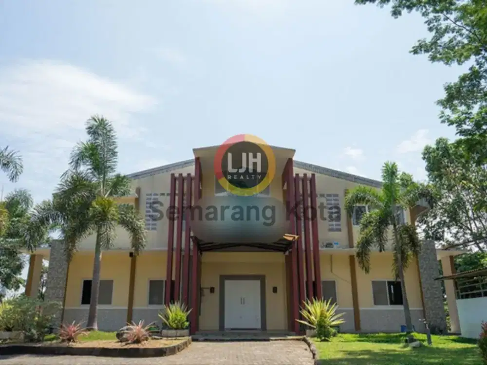 Bangunan tempat retret di daerah Ungaran Barat