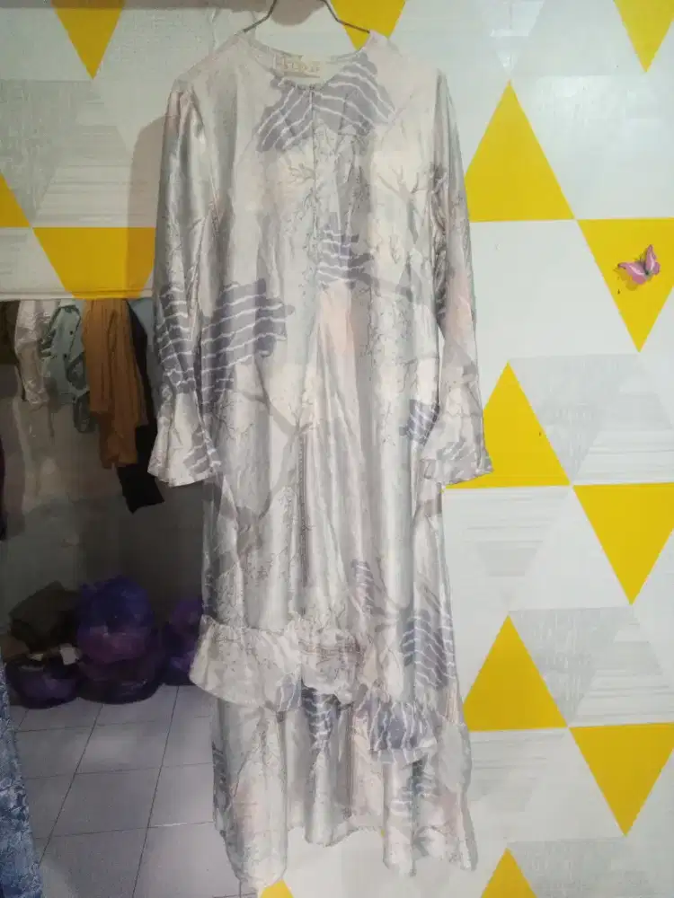 Dress wanita merk KLAMBY original second