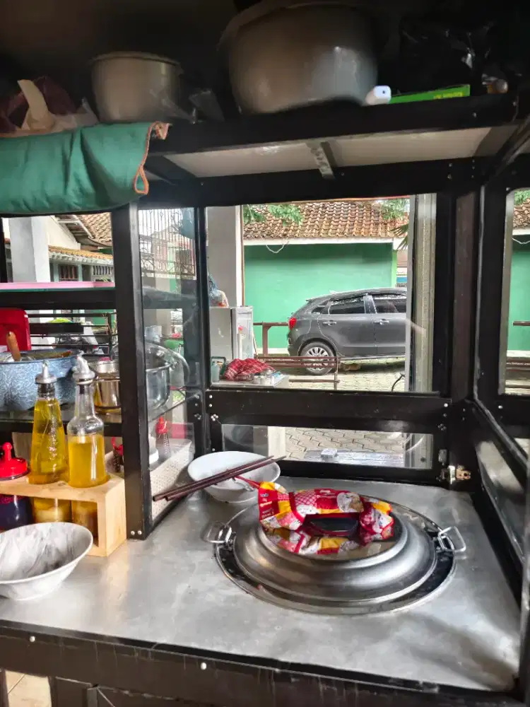 Dicari karyawan buat bantu2