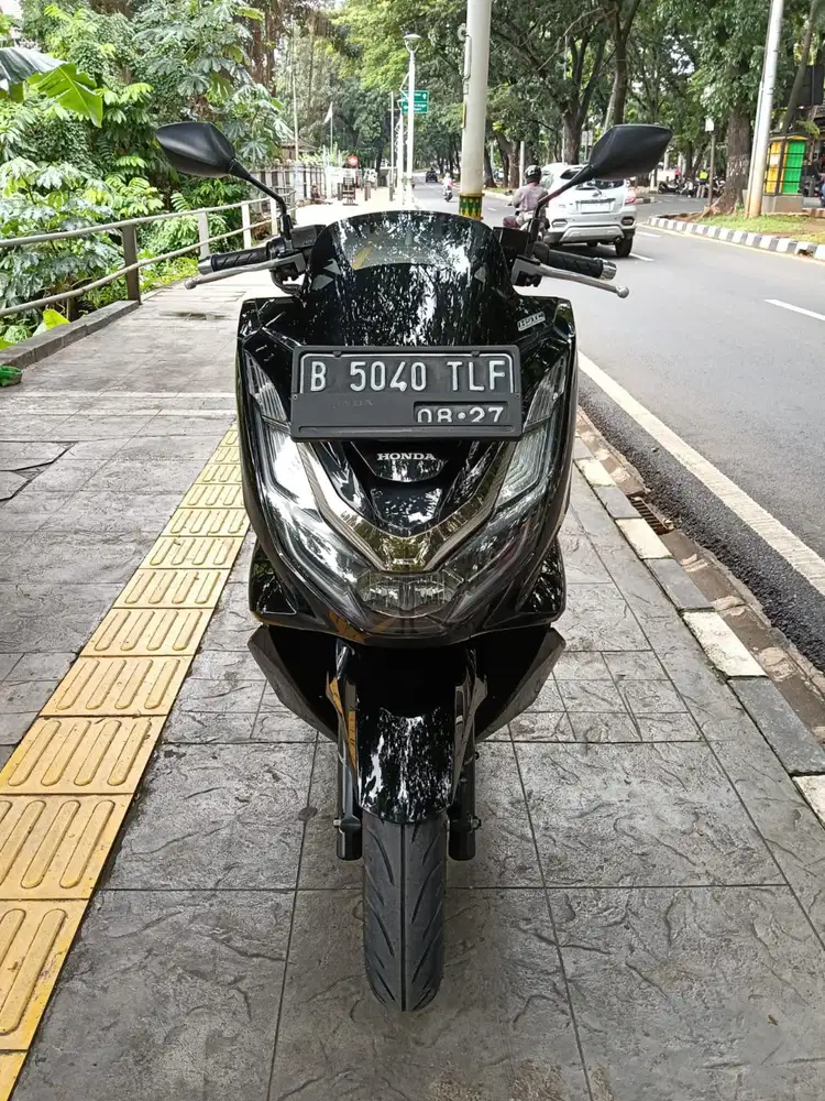 DP MINIM 2.500 CASH KREDIT HONDA PCX 160 ABS THN 2022 PAJAK IDUP