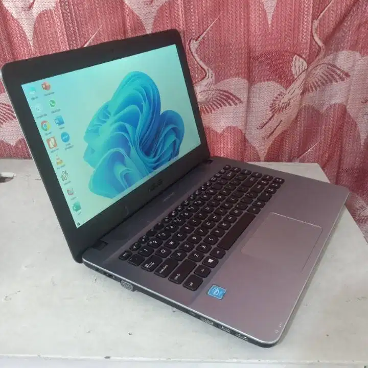 Laptop Asus X441N Silver Intel Celeron N3350 SSD 128GB RAM 4GB Windows