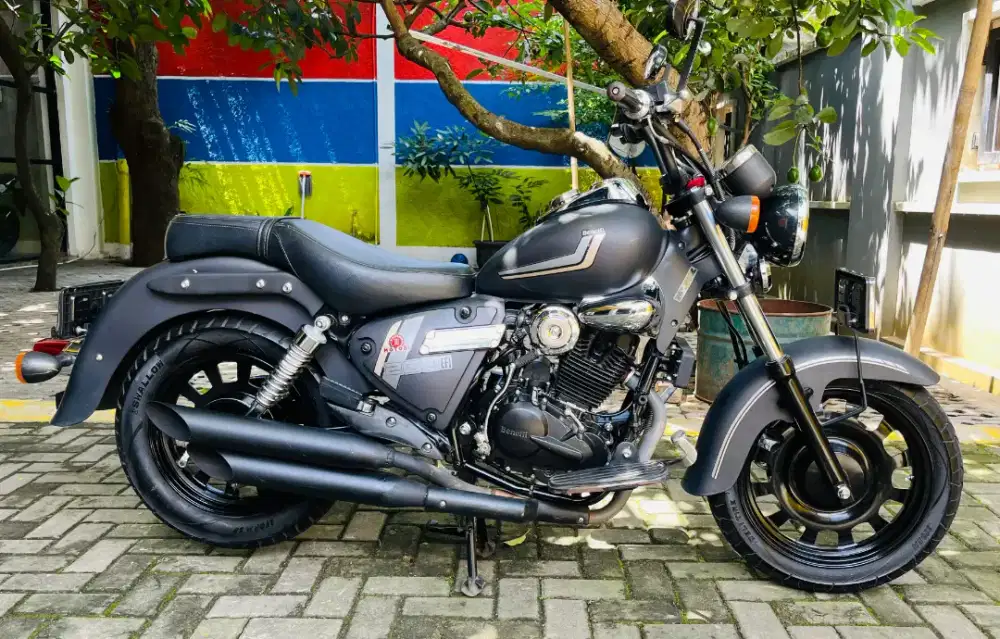 Benelli motobi 200 efi