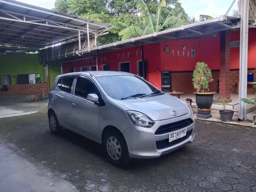 2014 daihatsu Ayla 1.0 M Plat AG sis mobil bekas sekoto kediri jatim