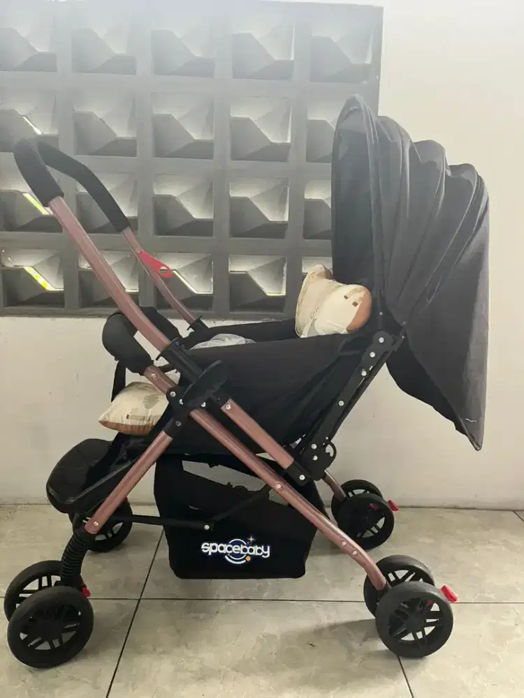 Stroller Bayi Spacebaby