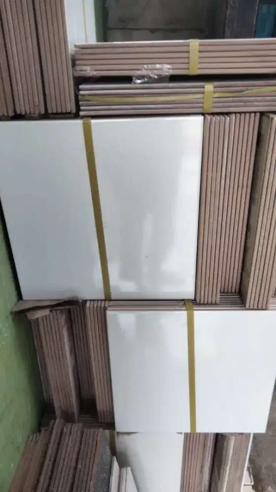 Tukang renovasi dan perbaikan atap bocor