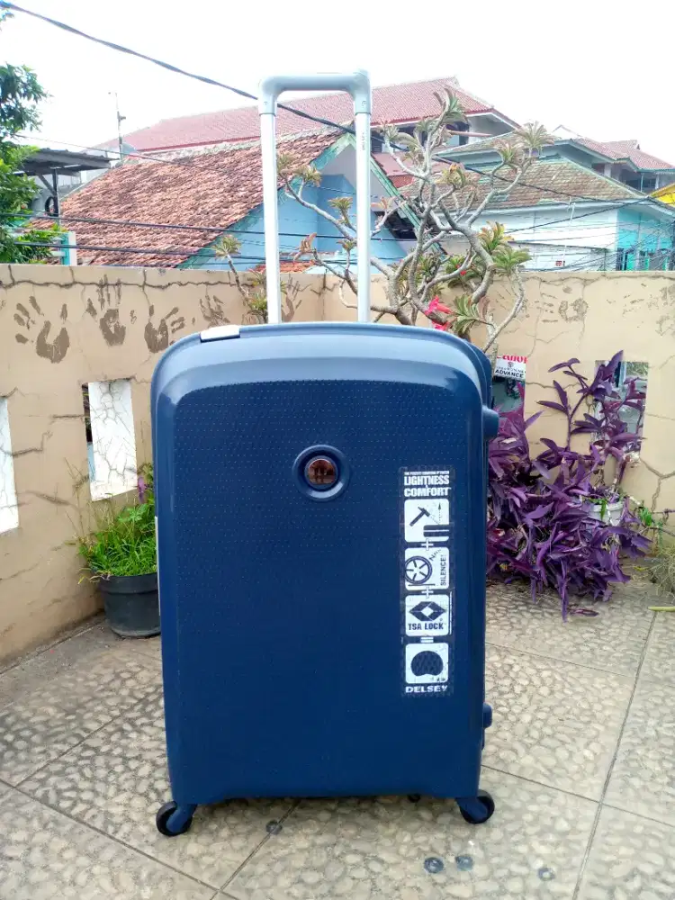 DELSEY BELFORT Made in France size 27inch