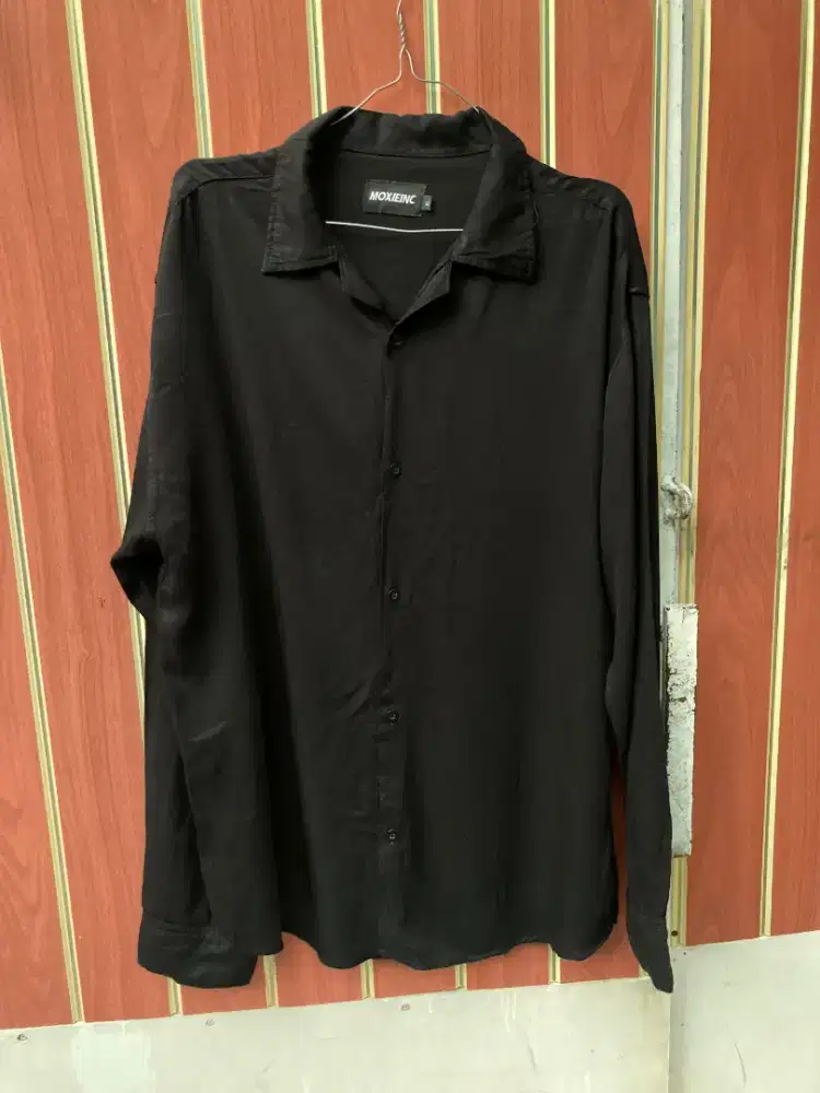 Kemeja Hitam Panjang XL