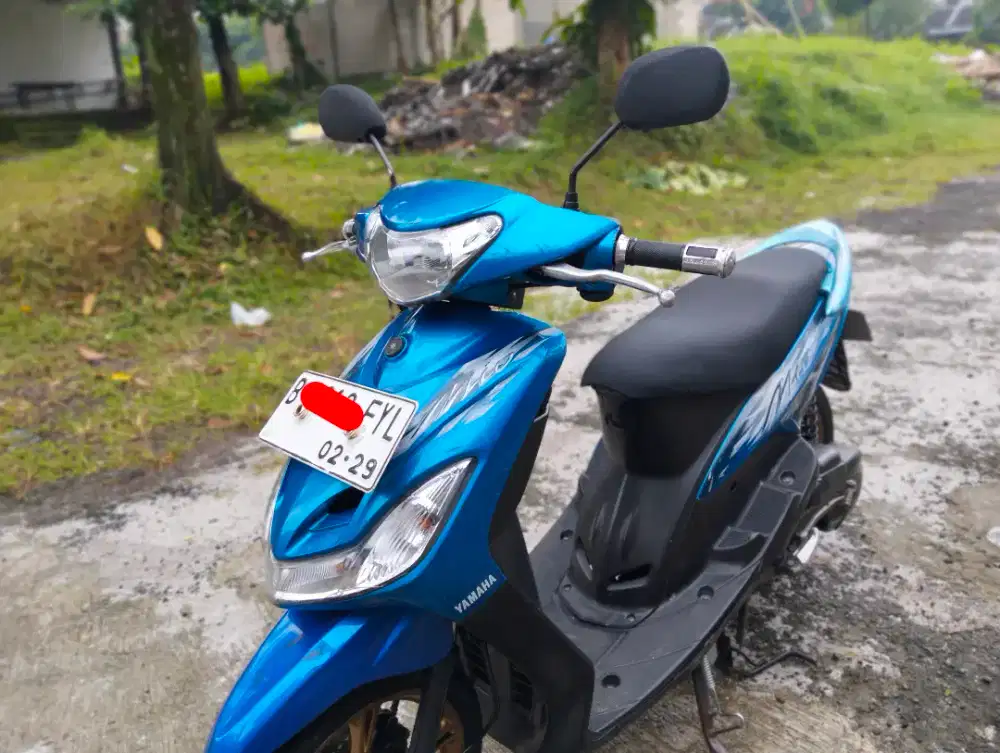 Yamaha Mio/28D (Smile) Tahun 2010 (warna biru metallic)