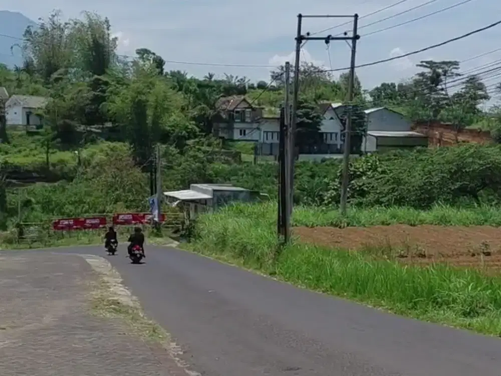 Tanah Tepi Jalan Raya Dau Malang – Luas 818 m² SHM