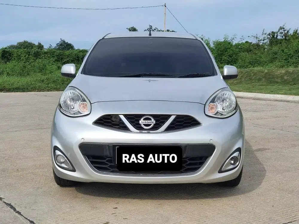 Nissan March 1.2 AT 2015 Silver