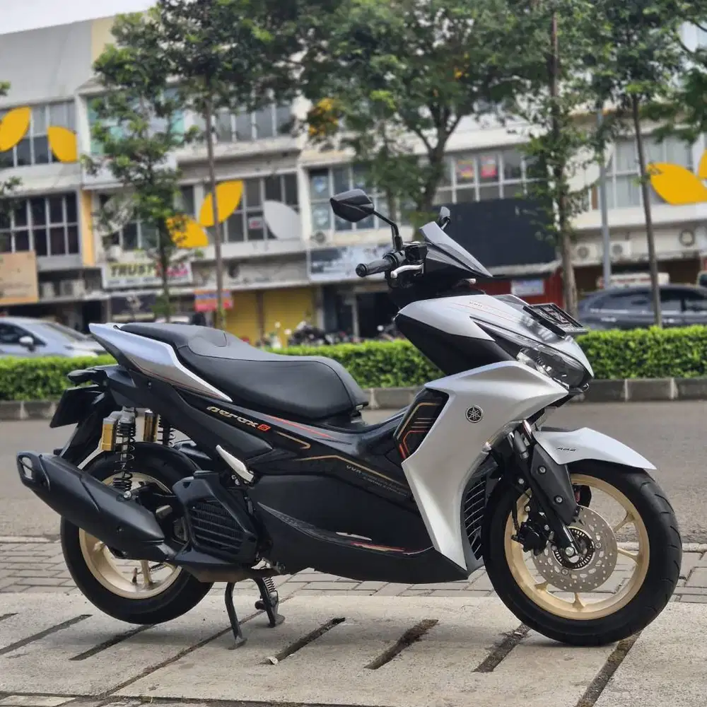YAMAHA NEW AEROX 155 S VERSION ABS 2024 SILVER LOW KM TAX ON SIAP GAS
