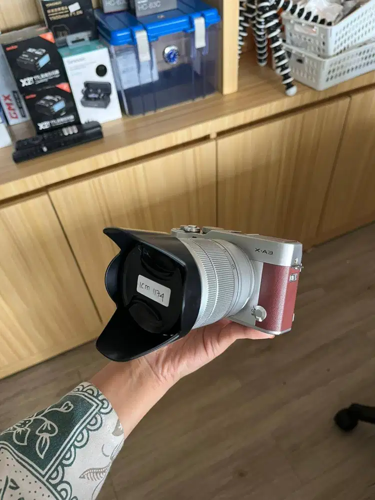 KAMERA FUJIFILM XA3 + KIT BROWN