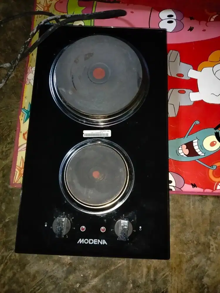 Kompor listrik Modena BE 1325