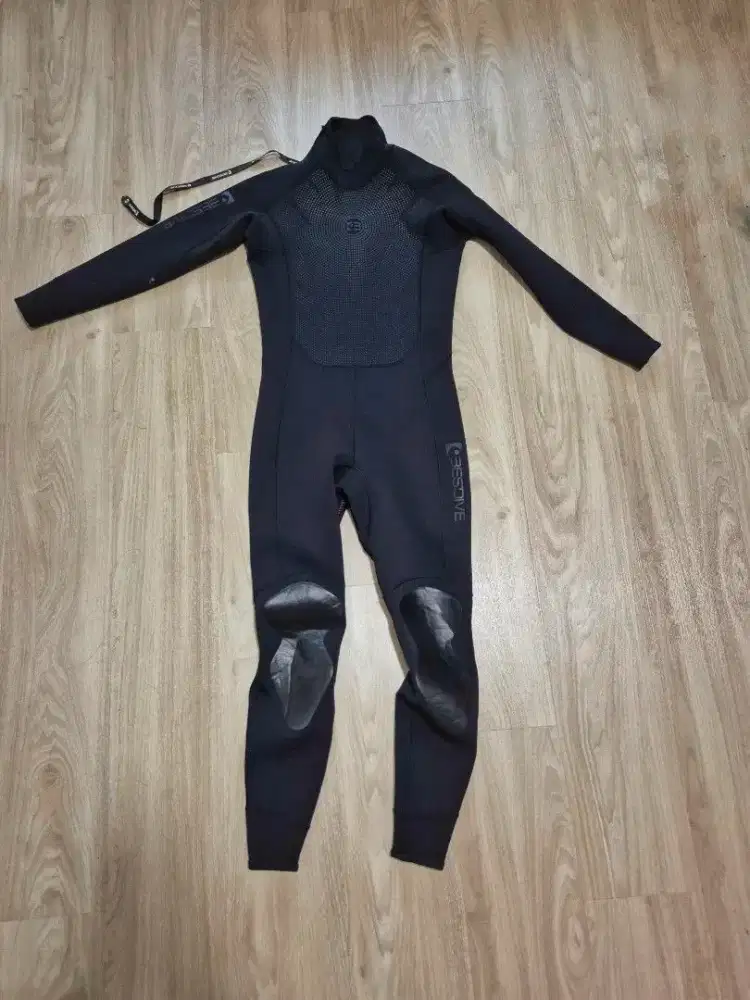 Wetsuit Bestdive Black Hero Diving Selam Scuba Laut 2.5mm Size M