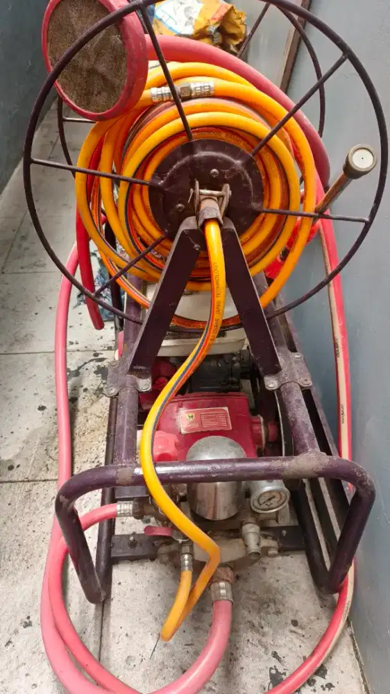 Mesin steam cuci motor