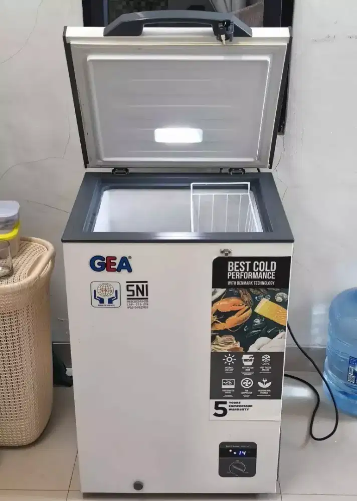 FREEZER BOX GEA 108 LITER