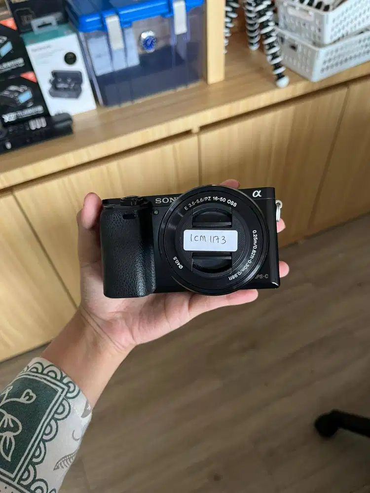 KAMERA SONY A6000 + KIT BLACK