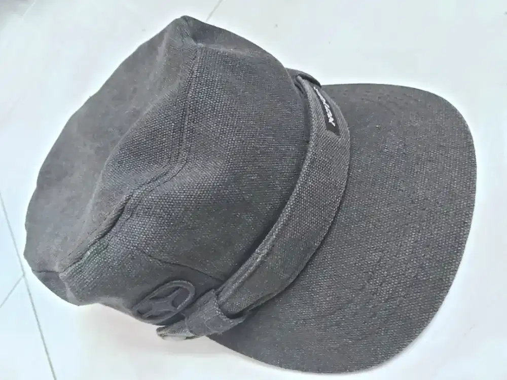 Topi No Fear original 
All size