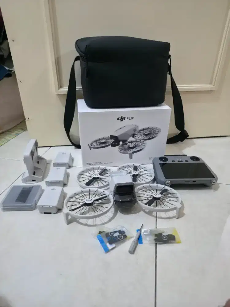 DJI FLIP COMBO RC 2 Bekas