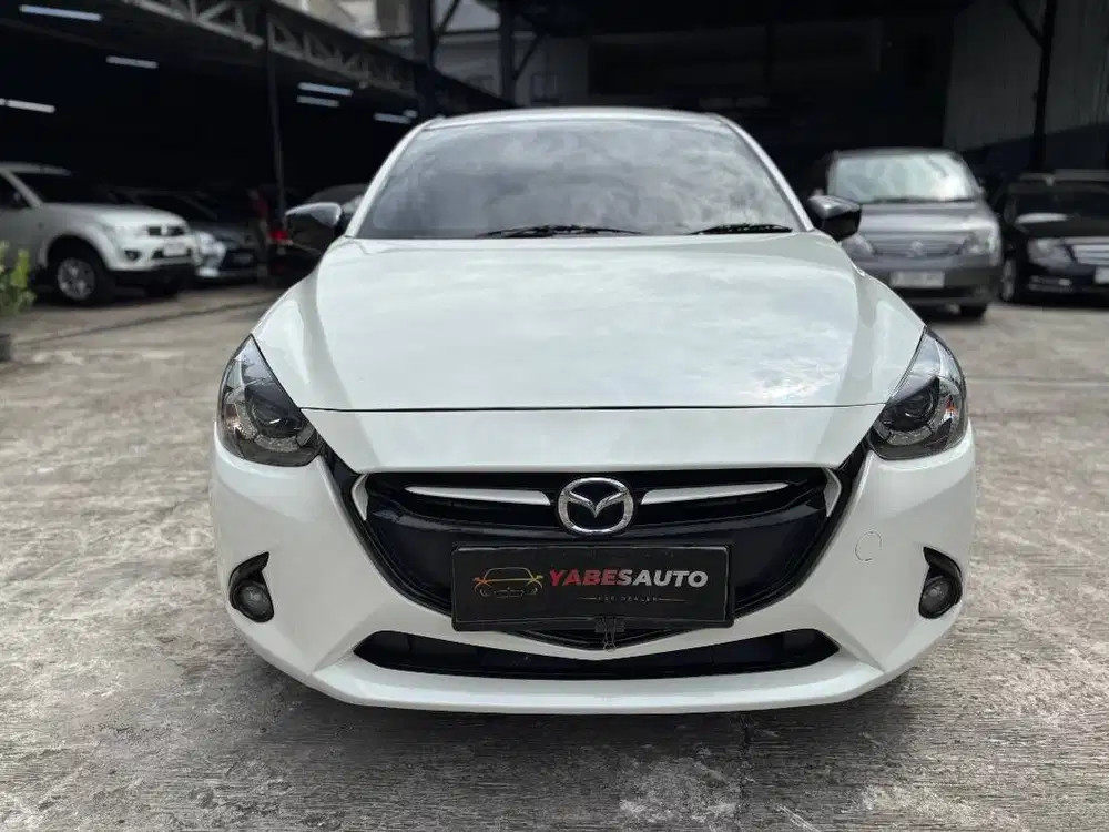 [Low KM] Mazda 2 R 2015 Skyaktive Istimewa tgn 1