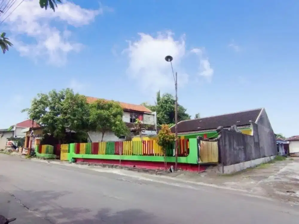 Tanah Strategis ada Bangunan Pinggir Jalan Utama Prospektif