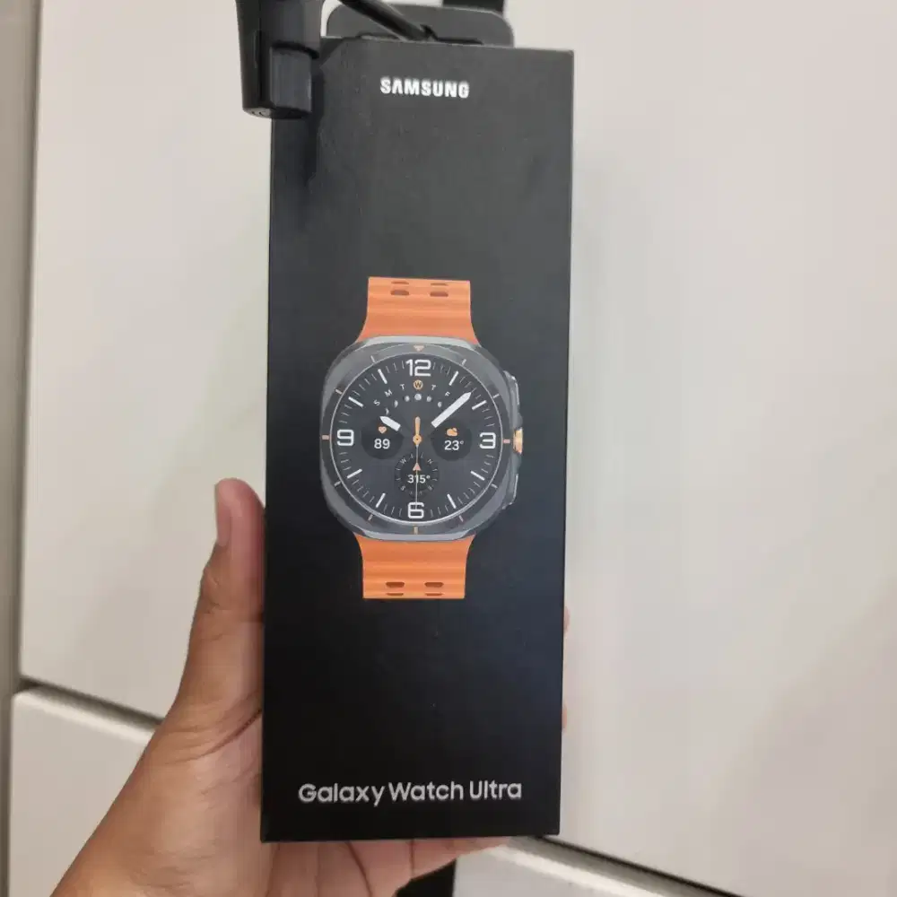Samsung watch ultra gray