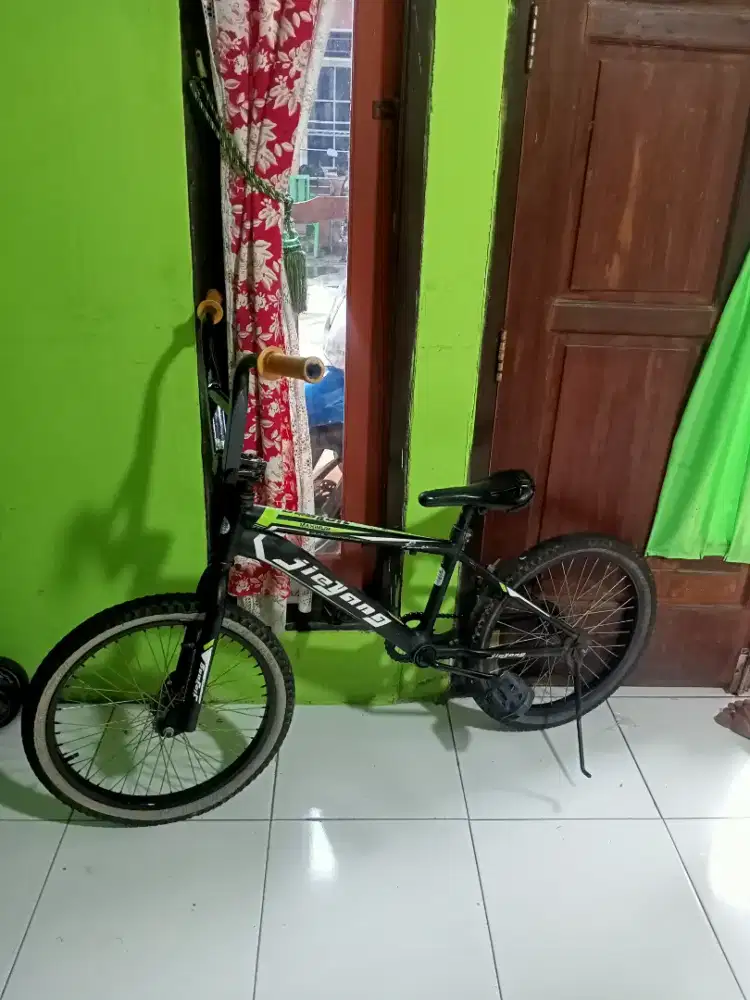 Bmx r20 normal siap pake