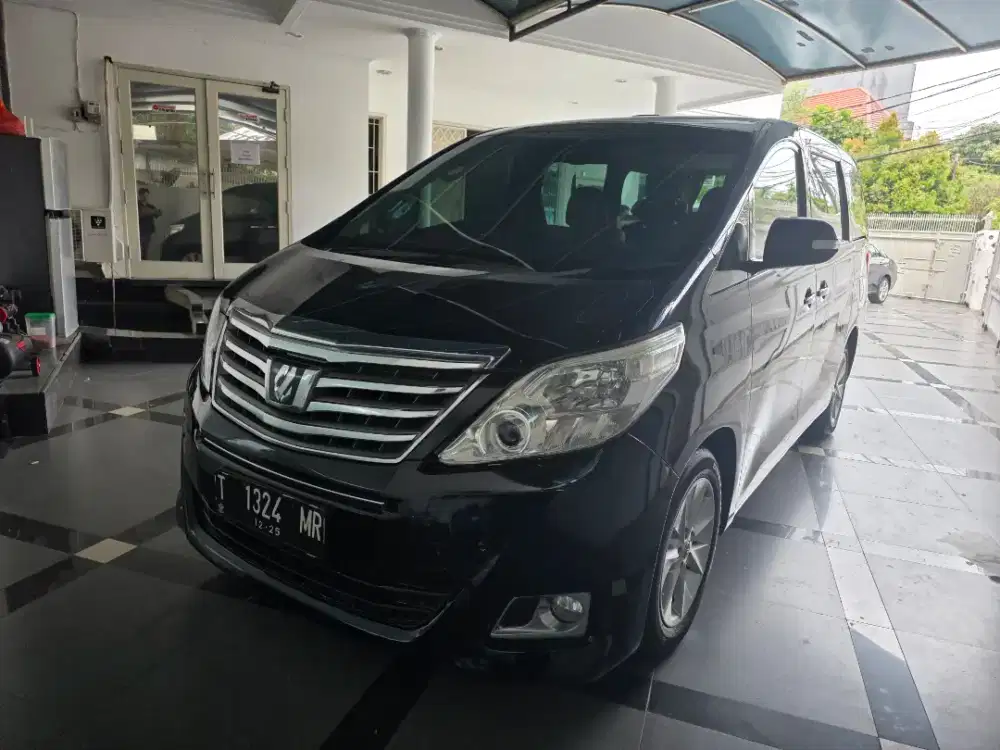 Alphard G 2013/12  good Condition