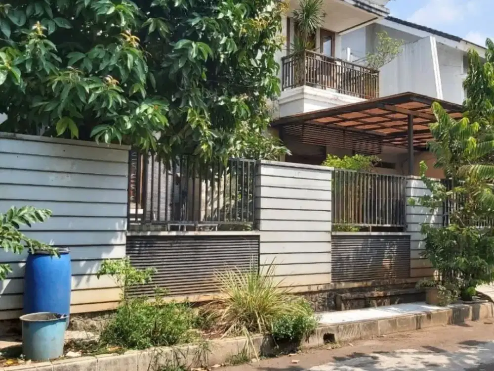 Rumah Posisi Hook 2 Lantai di Pulogebang Kirana, Jakarta Timur.