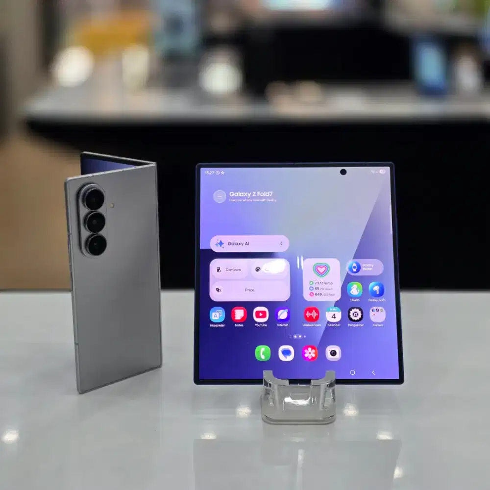 Samsung Galaxy Z Fold7 Free Galaxy Buds