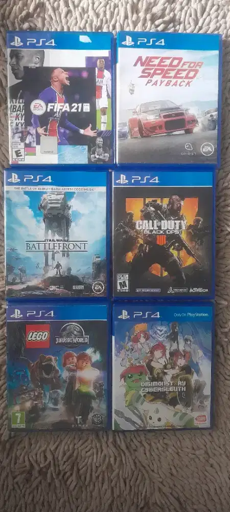 Kaset PS4 (kondisi bagus)