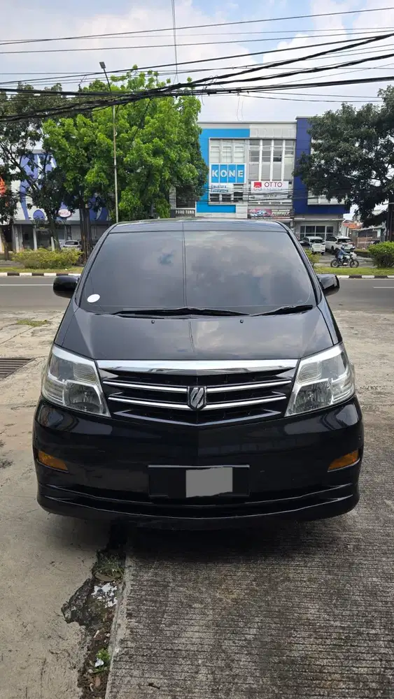 Toyota Alphard 2.4 at 2005