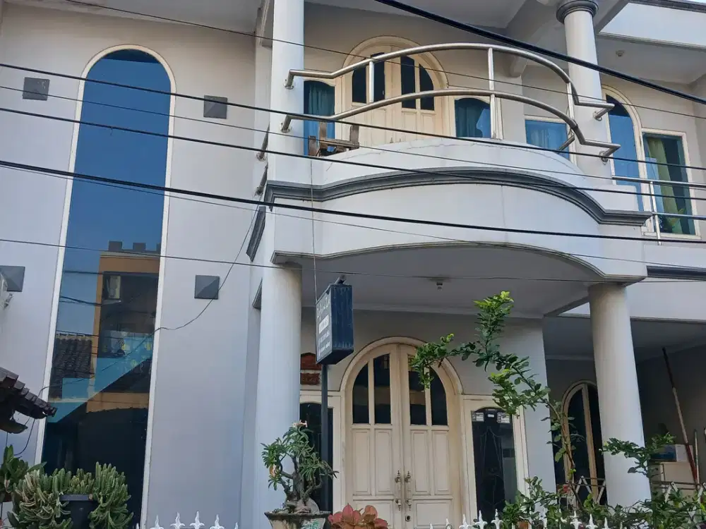 JUAL RUMAH 2 LANTAI LT.108 m2 TYTYAN KENCANA sebelah SUMMARECON BEKASI