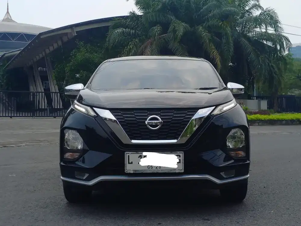 NISSAN NEW LIVINA VL MATIC HITAM KM RENDAH