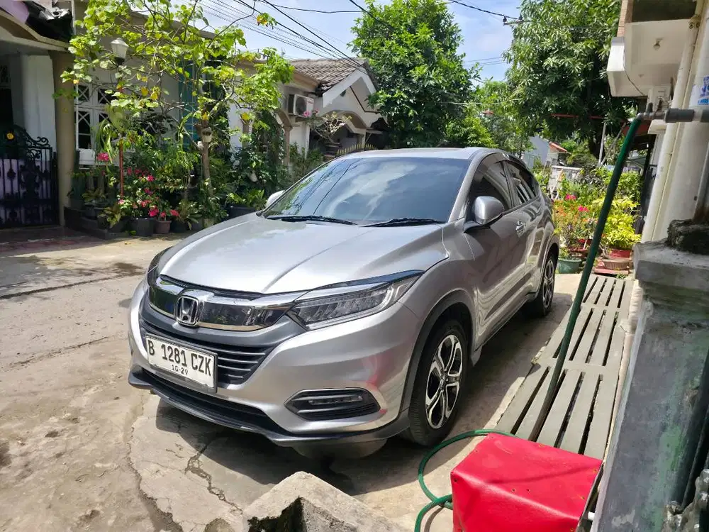 Honda HR-V HRV SE Plus CVT Matic AT Tahun 2019 Silver , 2018