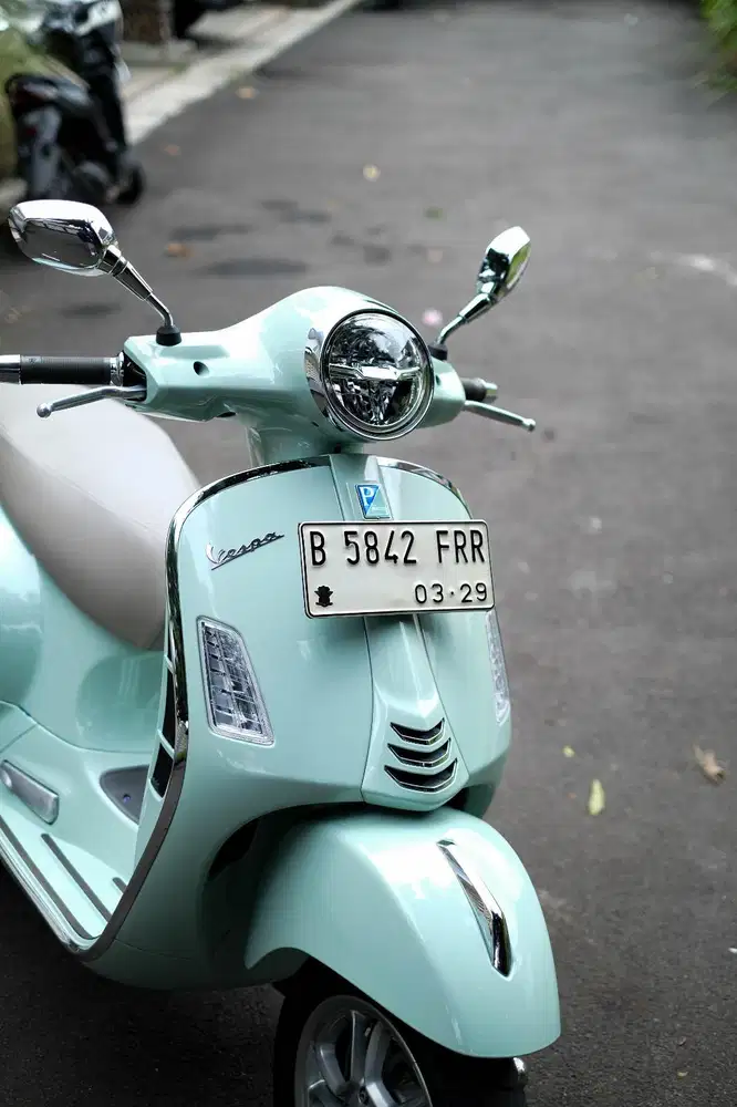 VESPA GTS KEYLESS 2023