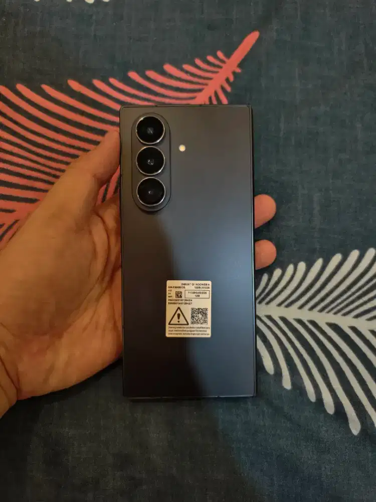 Samsung Z Fold 7 12/512gb SEIN November 2026 zfold7 zfold fold7