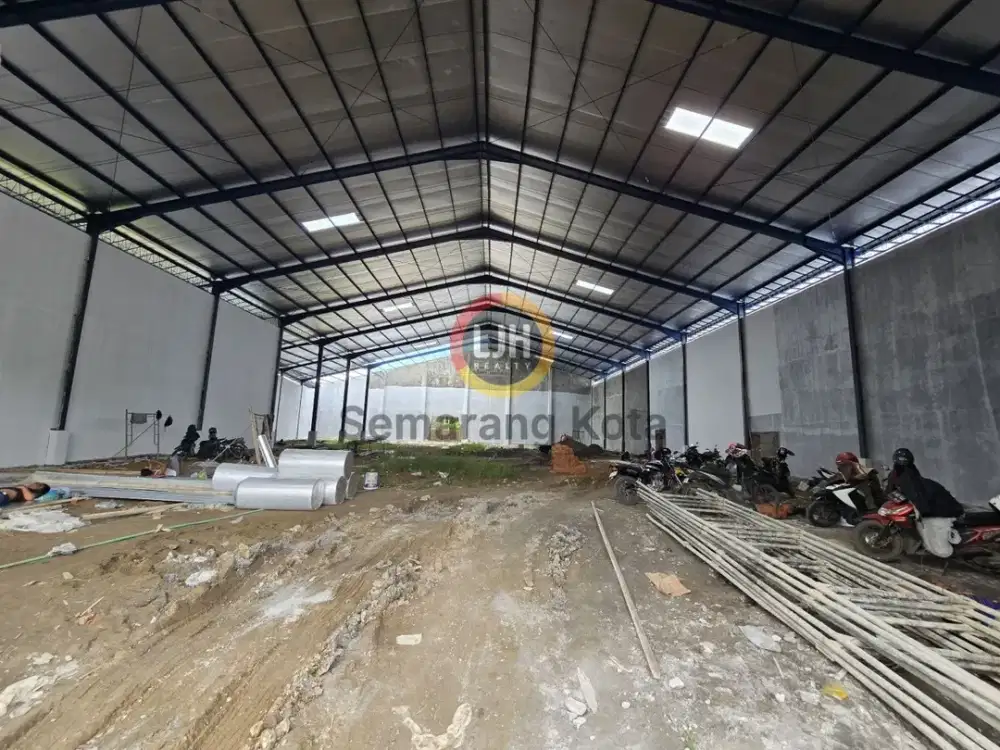 Gudang di Kawasan Industri Candi