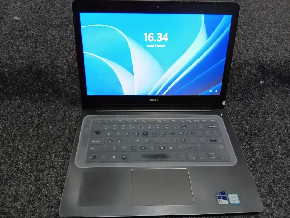 Laptop dell vostro 5459 RAM 8, SSD 128