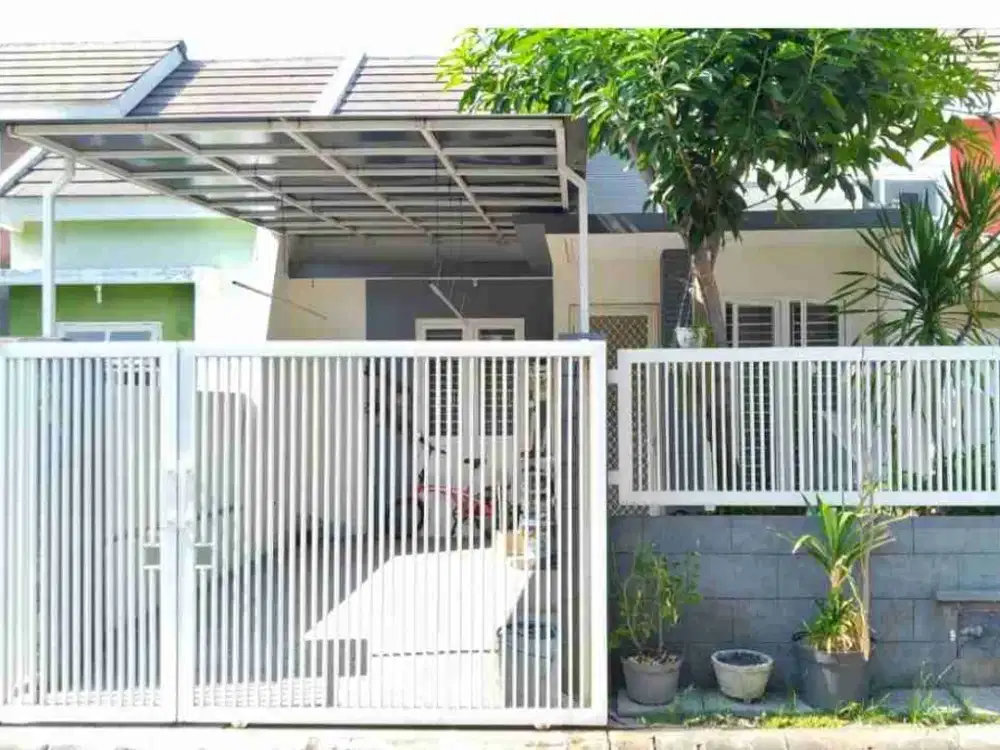 Disewakan rumah di Purimas Legian paradise surabaya rungkut