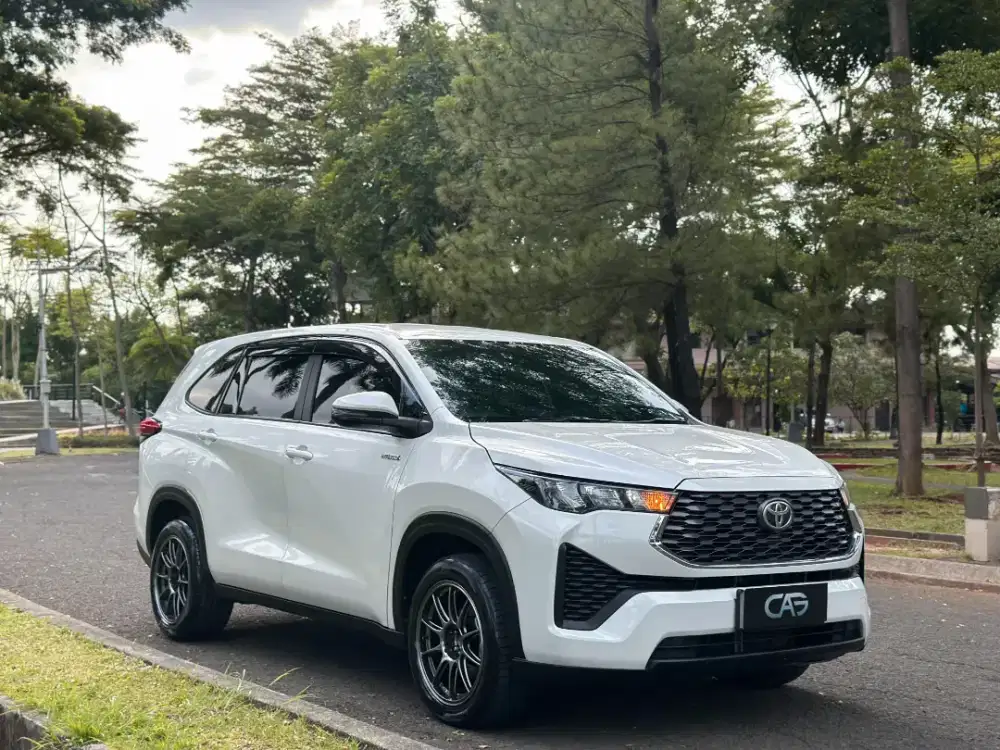 Toyota Innova Zenix G hybrid 2023