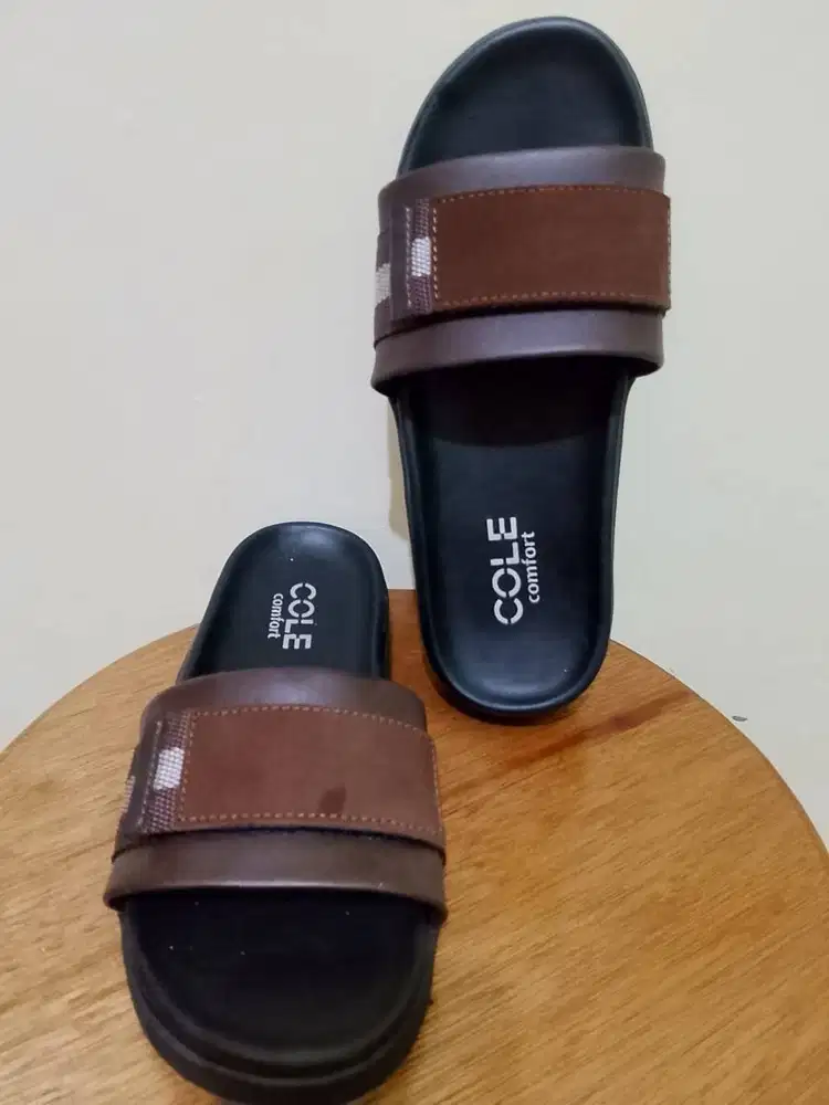 SANDAL PRIA MEREK COLE