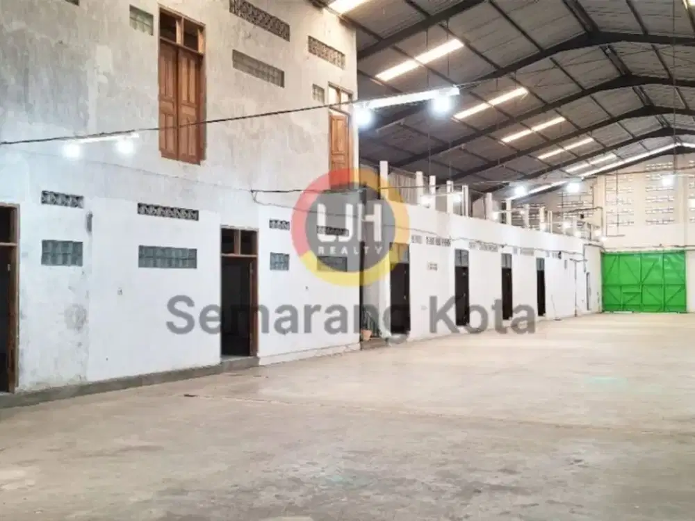 Gudang siap pakai di Terboyo Megah