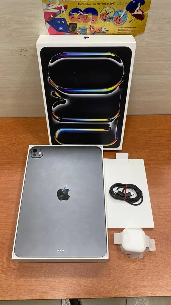 Second iPad Pro M5 11 inch 2025 Black Wifi garansi inter panjang