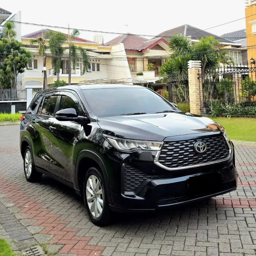 Toyota Innova Zenix V RSE 2.0 AT 2023